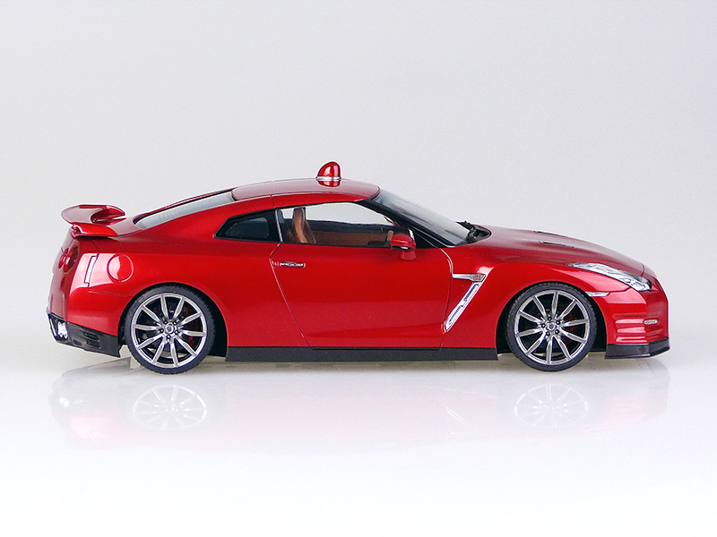 さらば あぶない刑事 R35 GT-R｜株式会社 青島文化教材社