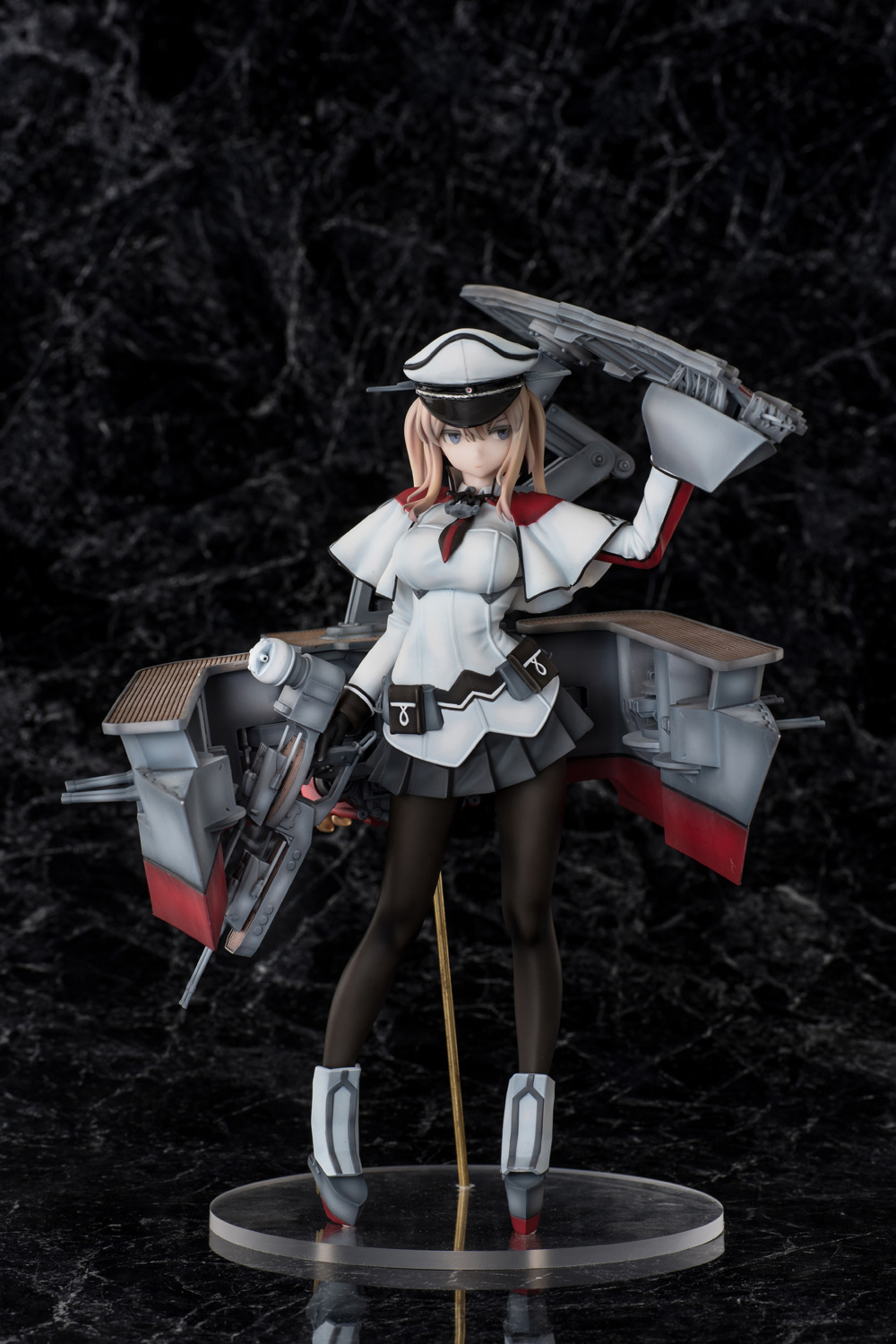 艦隊これくしょん -艦これ- 1/7 グラーフ・ツェッペリン（再生産）｜株式会社 青島文化教材社