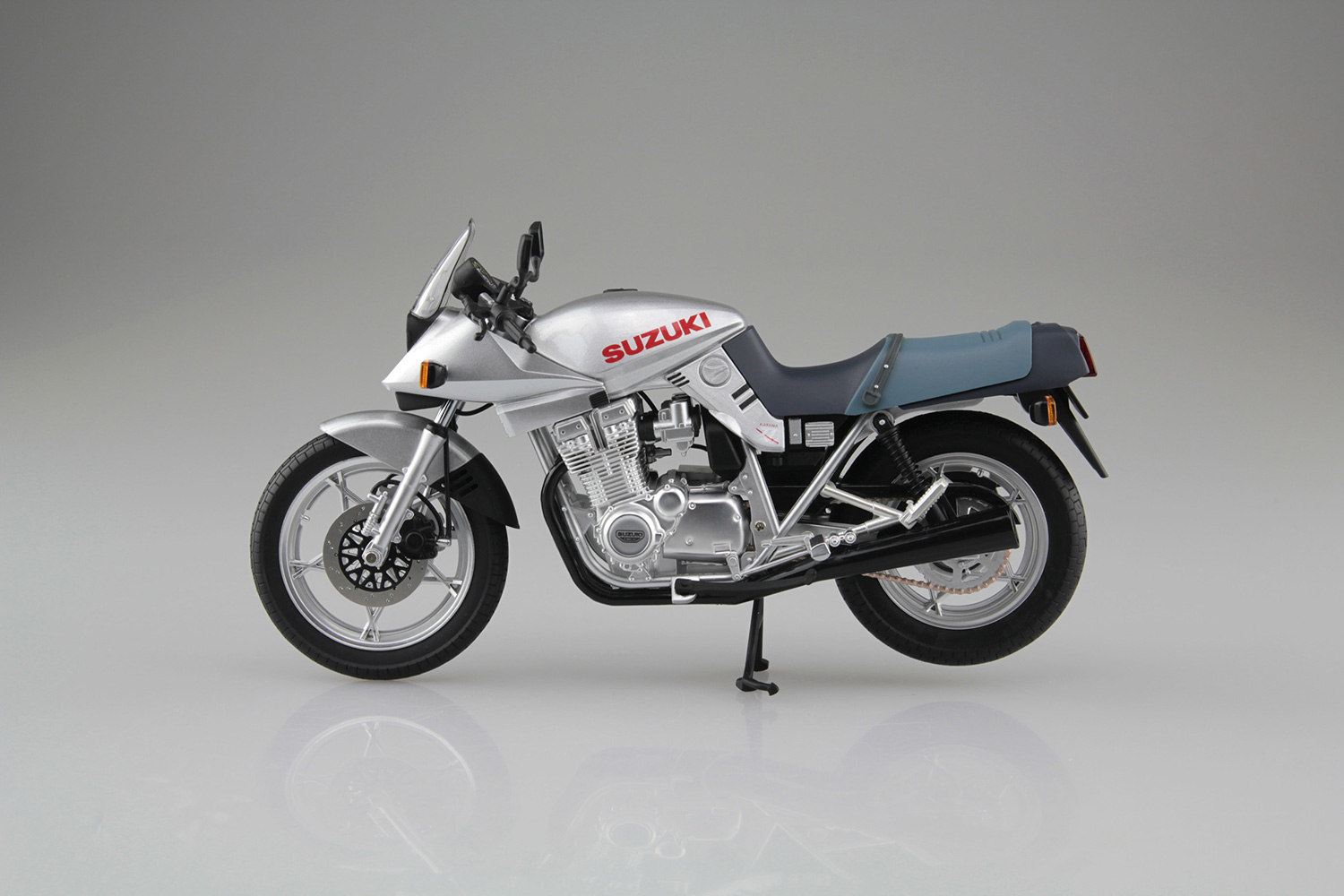 アオシマ 1/12 スズキ GSX1100SE 刀 1984年レッド ヨシムラ 模型/プラモデル 安いそれに目立つ
