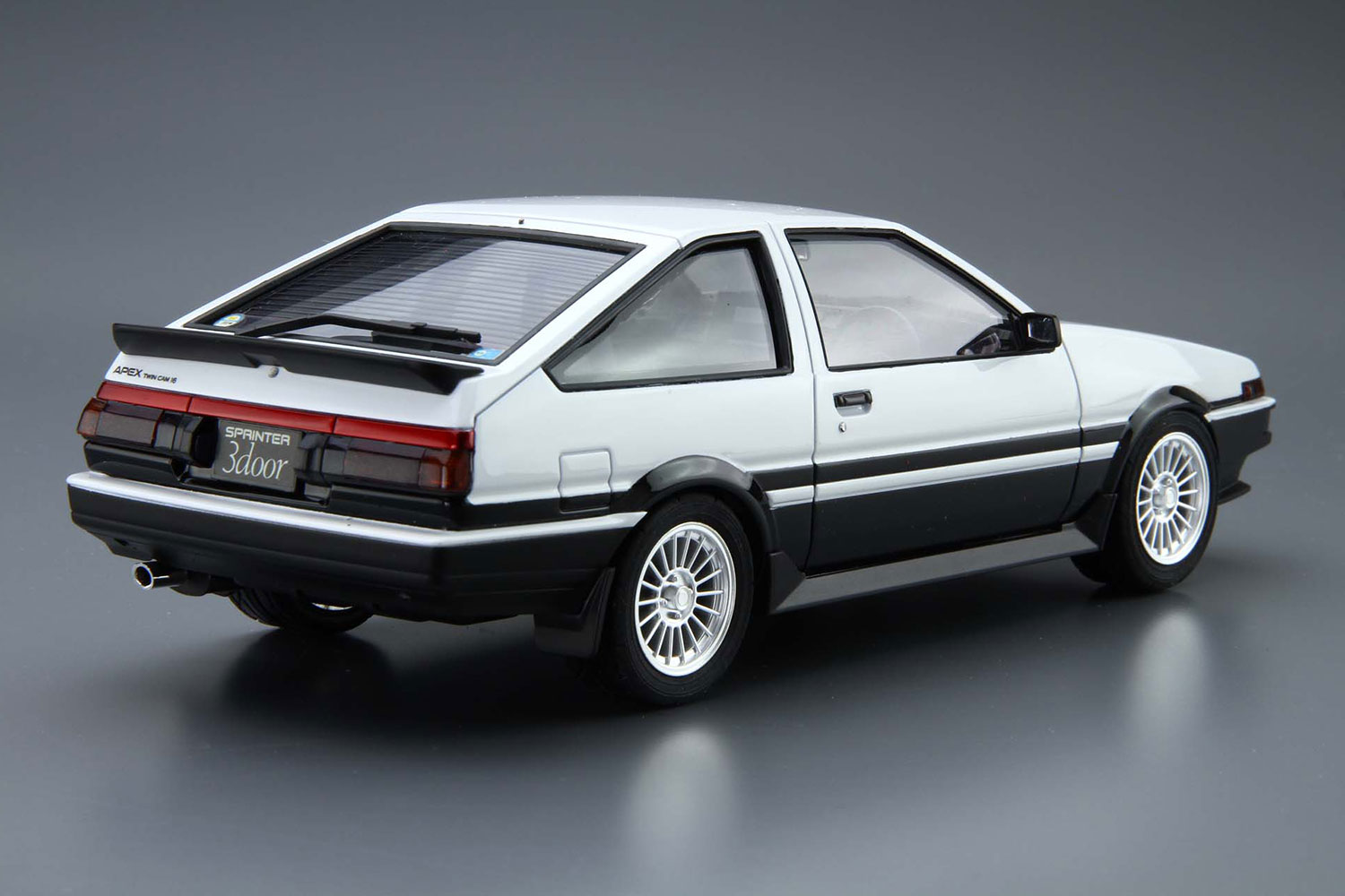 1/24 TOYOTA AE86 SPRINTER TRUENO GT-APEX '85｜AOSHIMA｜English