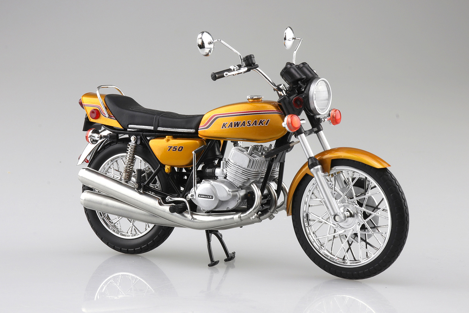 AOSHIMA 1:12 Scale Motorcycle Diecast Model Honda DREAM CB750 FOUR Gold 