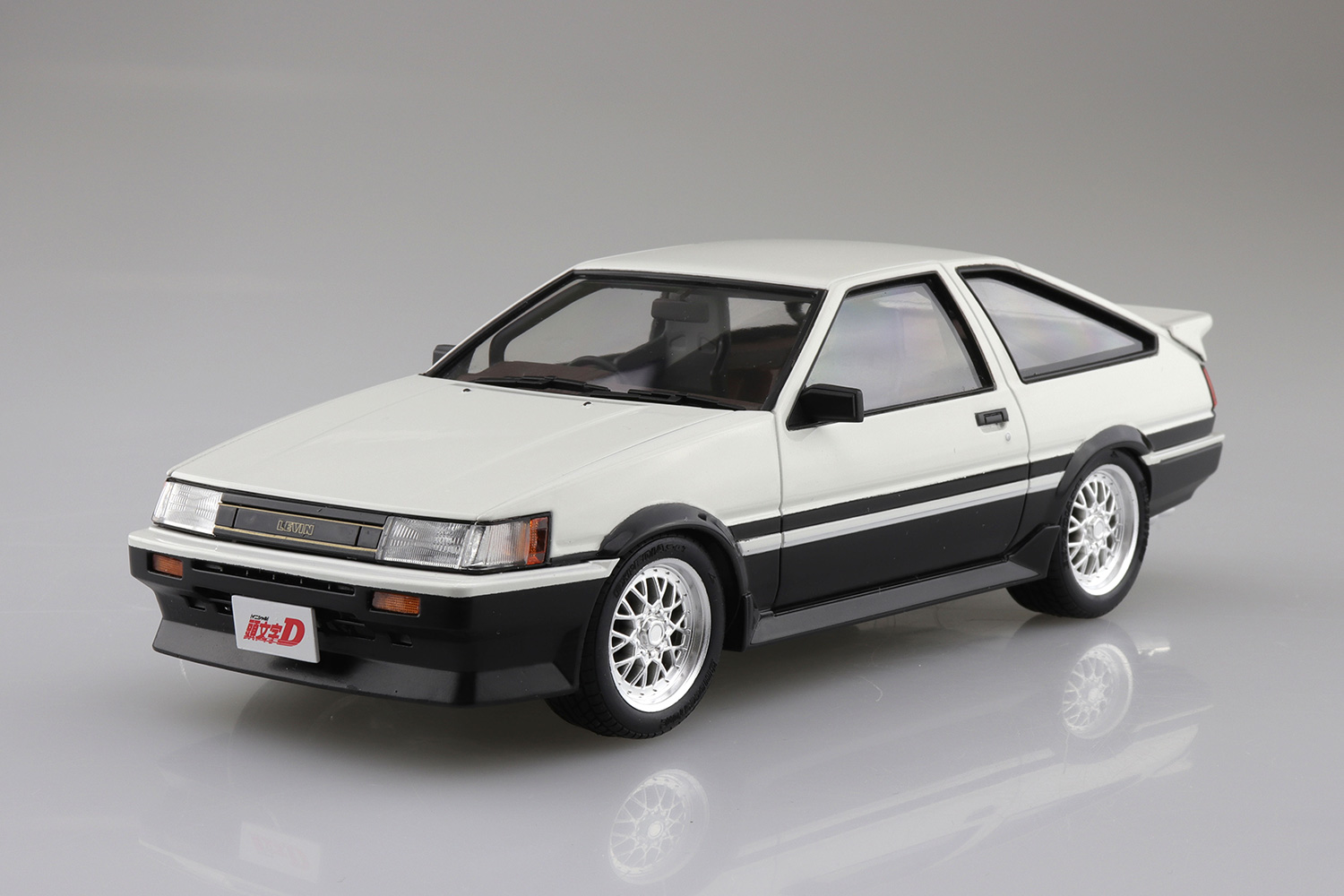 秋山渉 Ae86レビン 株式会社 青島文化教材社