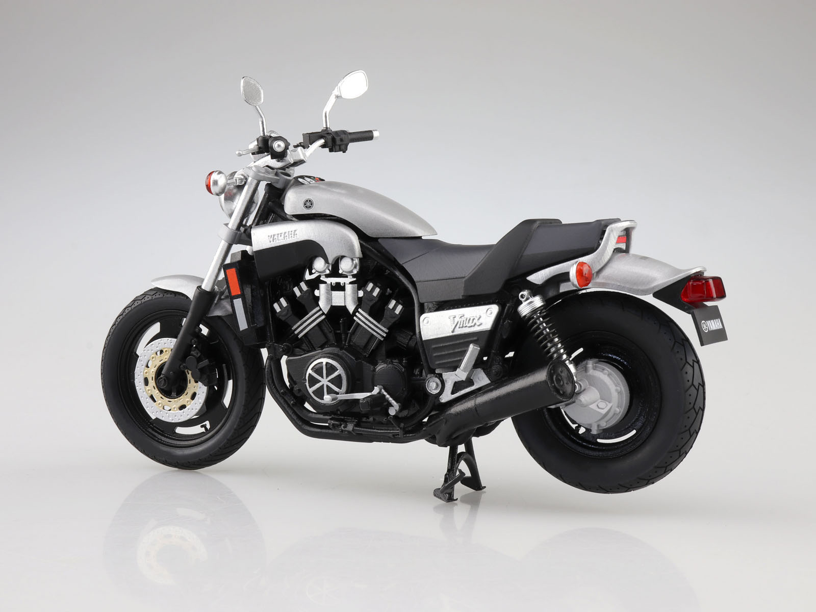 Yamaha Vmax ニューシルバーダスト｜株式会社 青島文化教材社