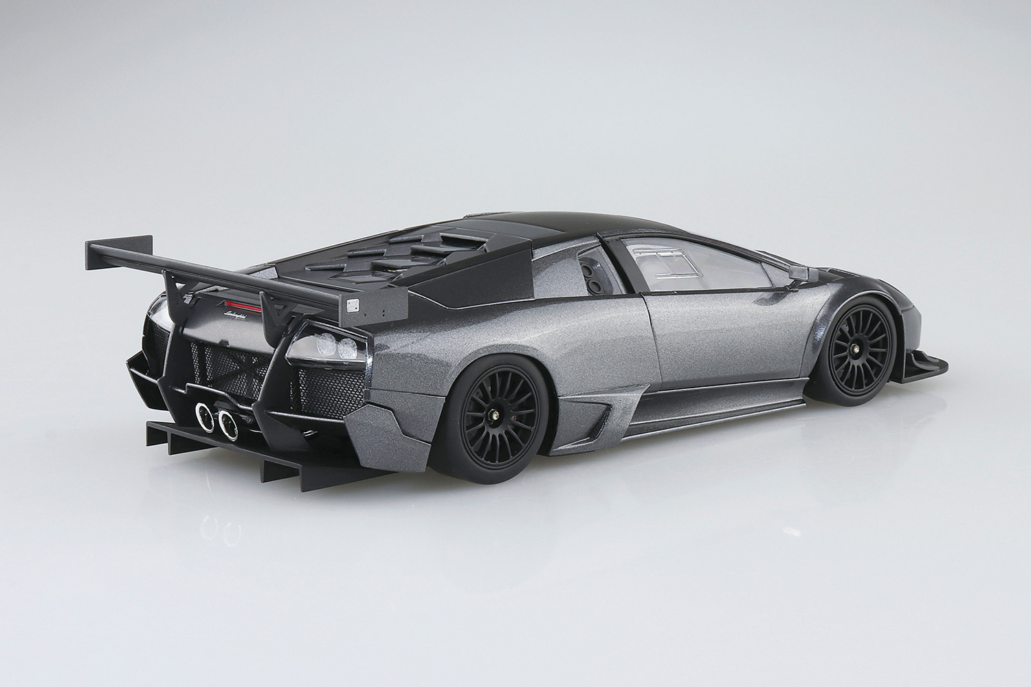 ノレブ1/18 スケール　ランボルギーニ　ムルシェラゴ 1/18 ランボルギーニ ムルシエラゴ LP670-4 SV (マット